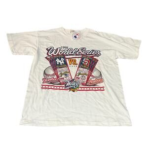 New York Yankees 1998 World Series Champions White T-Shirt L San Diego NWT